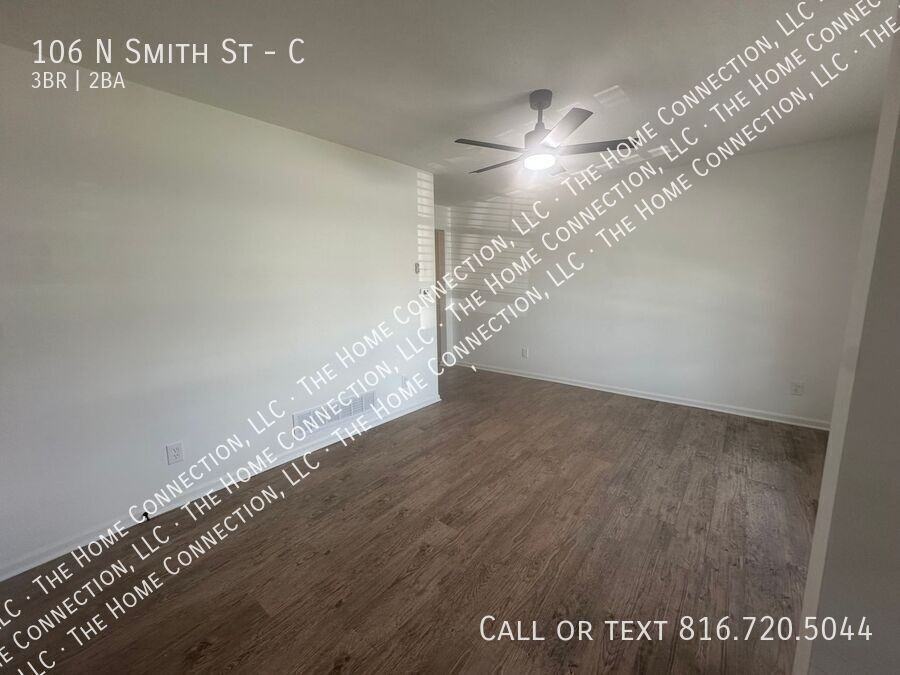 106 N Smith St #C - Photo 2 of 24