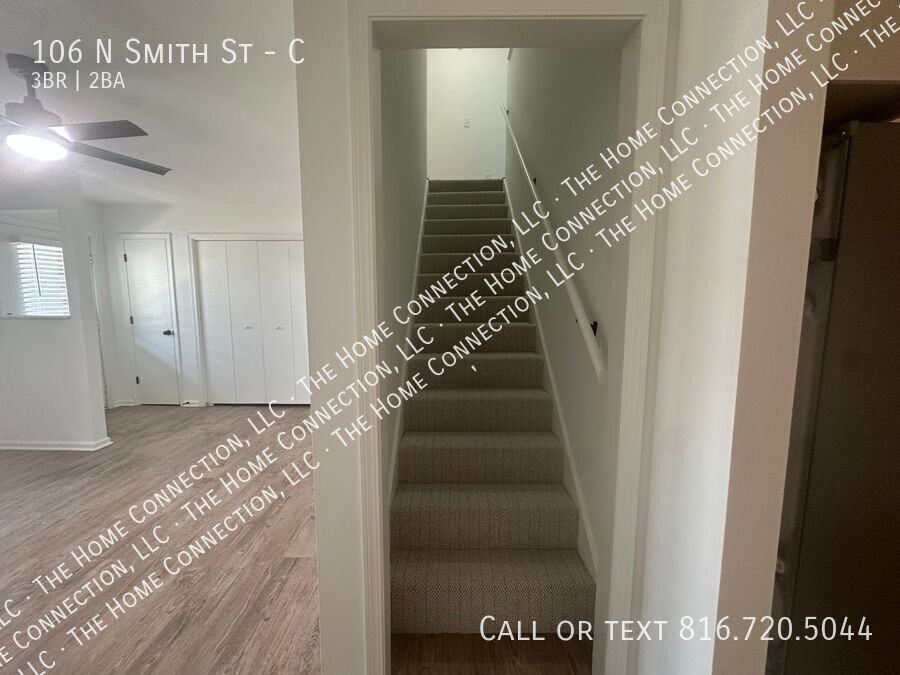 106 N Smith St #C - Photo 5 of 24