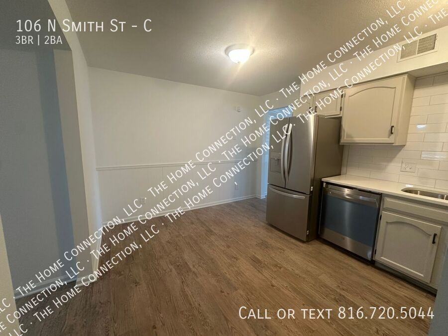 106 N Smith St #C - Photo 7 of 24