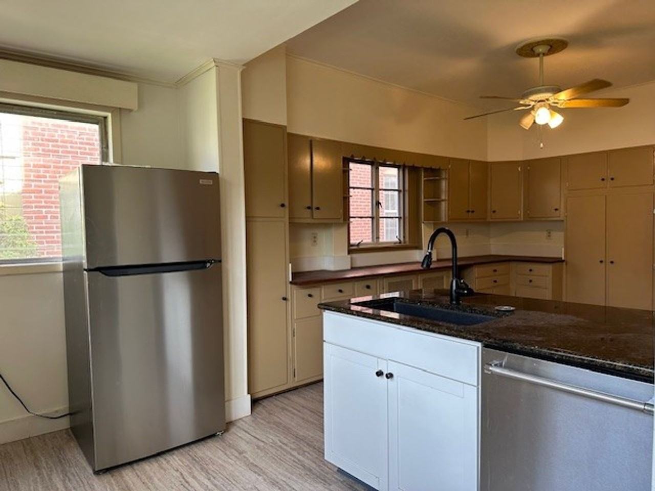 904 Bridge St #1 - Photo 7 of 11
