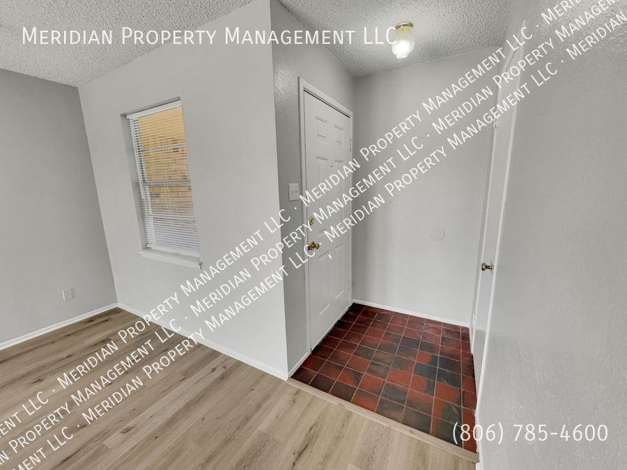 5613 38th St - Photo 3 of 30