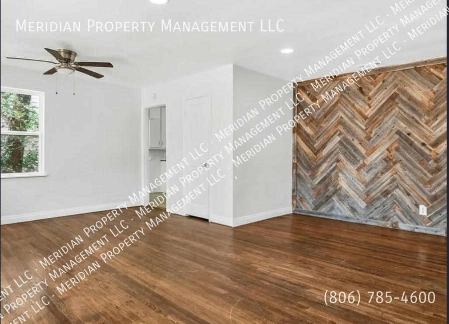 2426 31st St - Photo 2 of 19