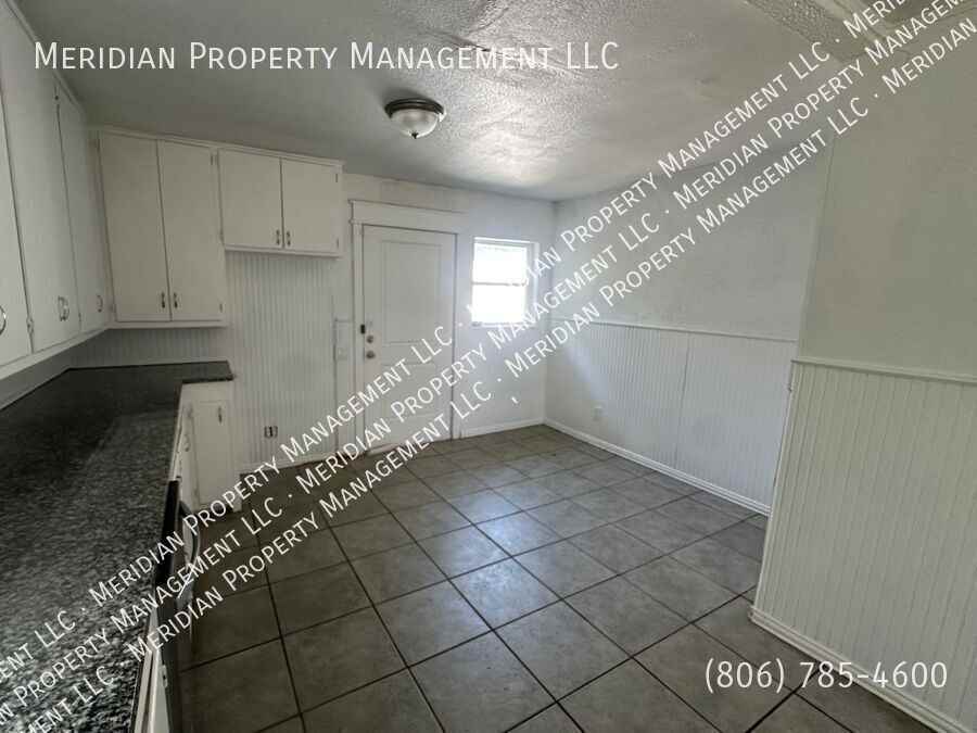 2426 31st St - Photo 6 of 19