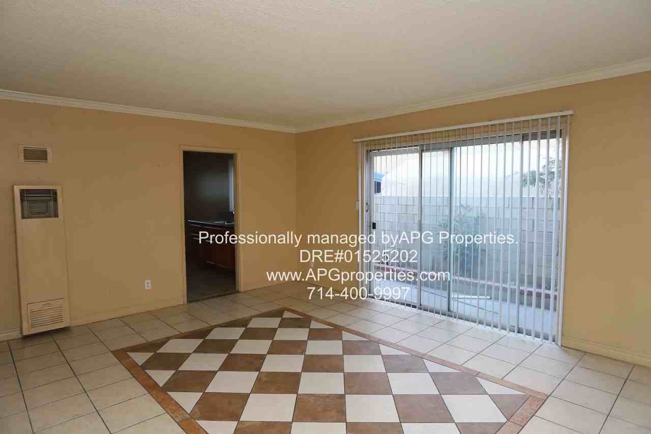 1834 W Gramercy Ave #A - Photo 3 of 17