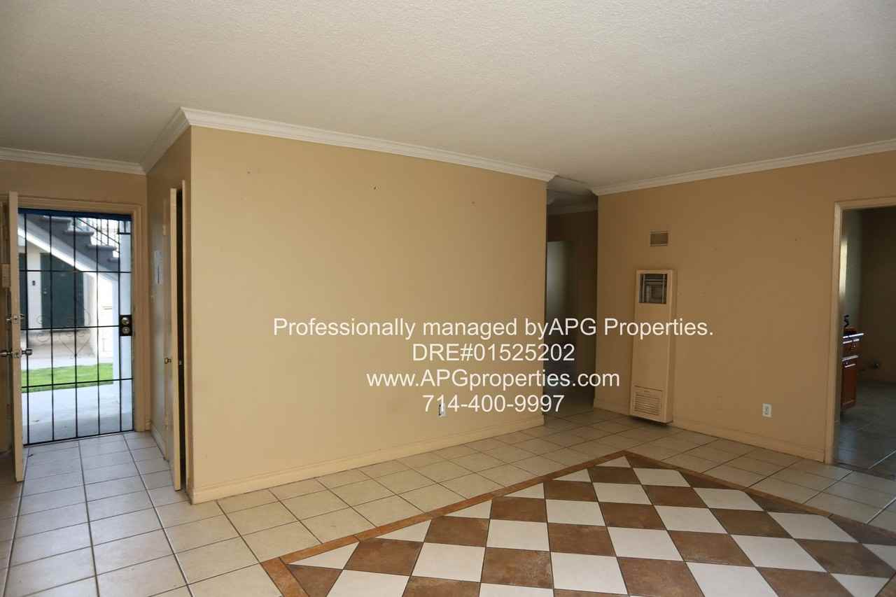 1834 W Gramercy Ave #A - Photo 5 of 17