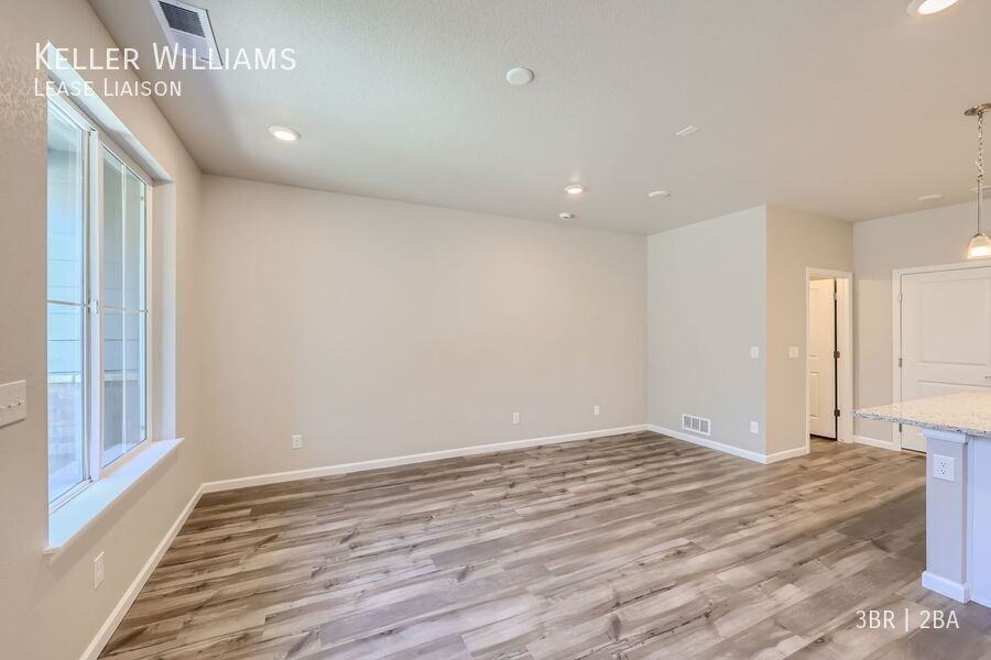 477 Millwall Cir - Photo 3 of 18