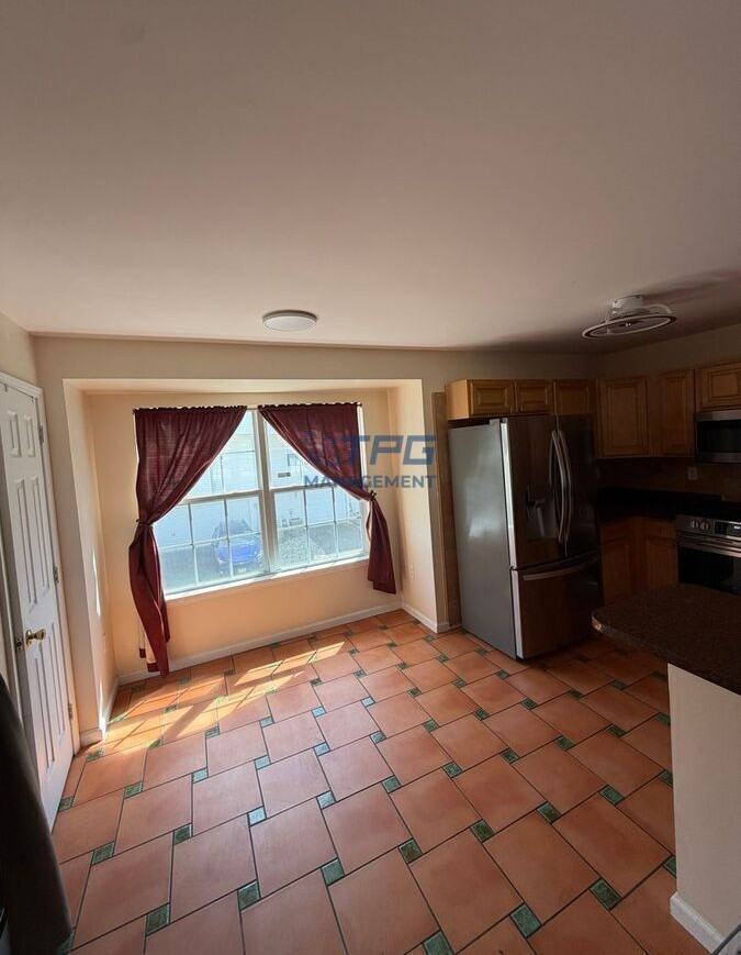 83 Nathan Blvd - Photo 5 of 16