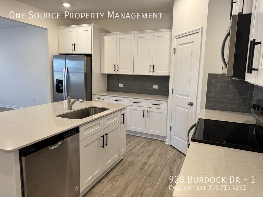 928 Burdock Dr #1 - Photo 5 of 13