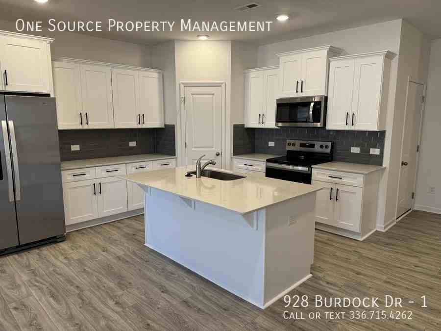928 Burdock Dr #1 - Photo 6 of 13