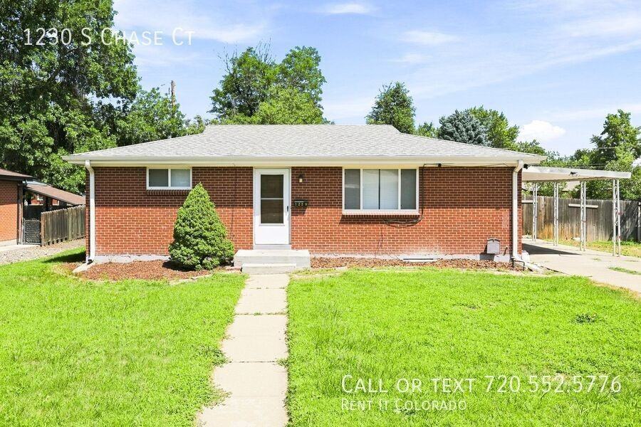 1230 S Chase Ct