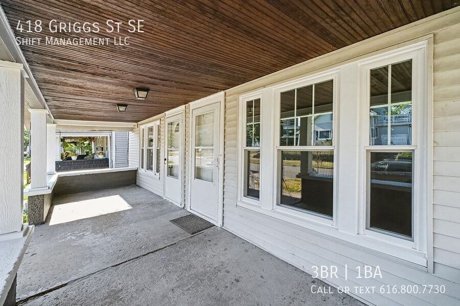 418 Griggs St Se - Photo 3 of 18