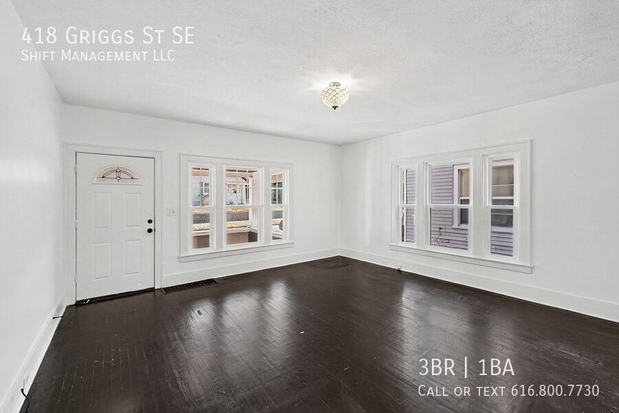 418 Griggs St Se - Photo 5 of 18