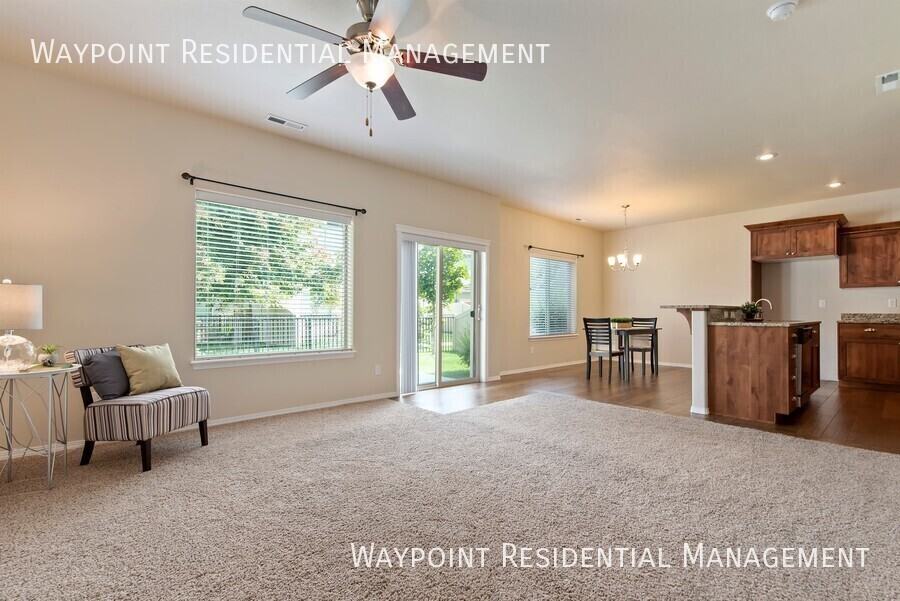 8786 W Pine Nut Ln - Photo 6 of 30