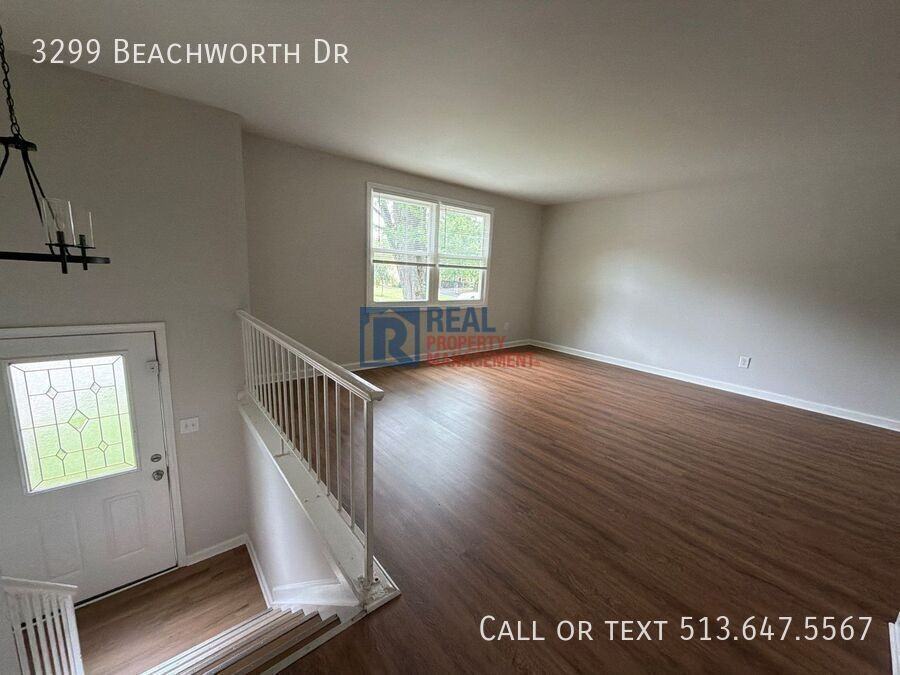 3299 Beachworth Dr - Photo 3 of 34