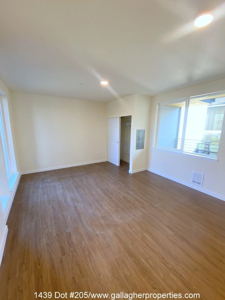 1439 Nw 60th St #205 - Photo 3 of 14