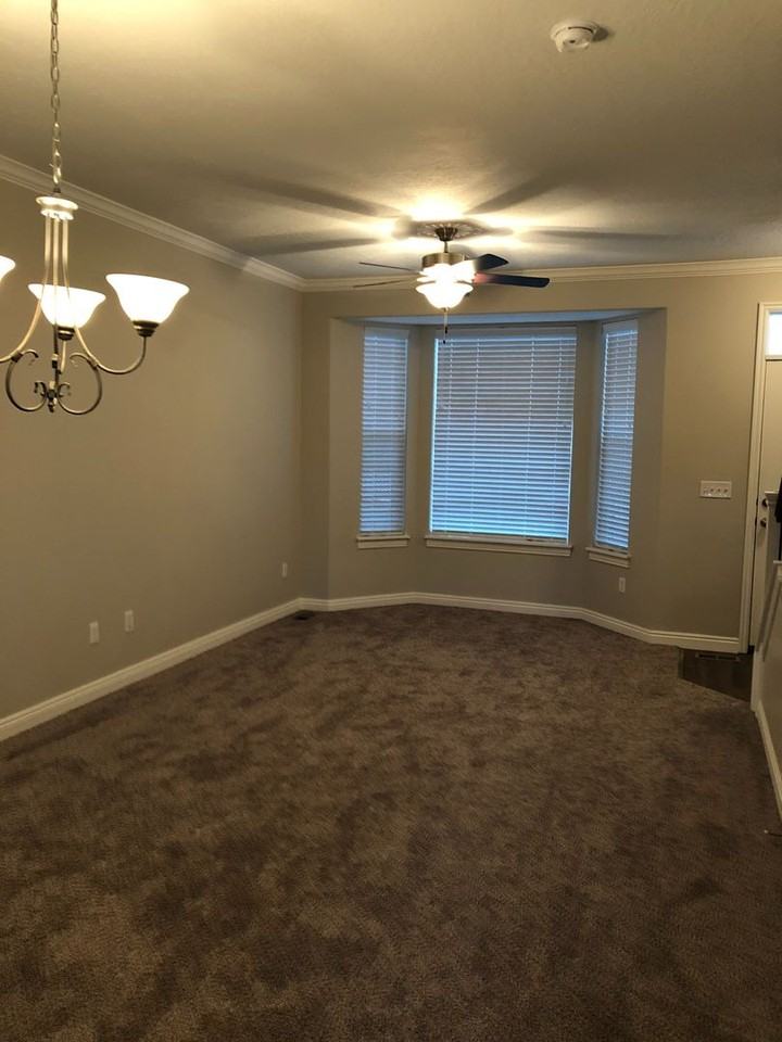 1006 W 500 S - Photo 3 of 13