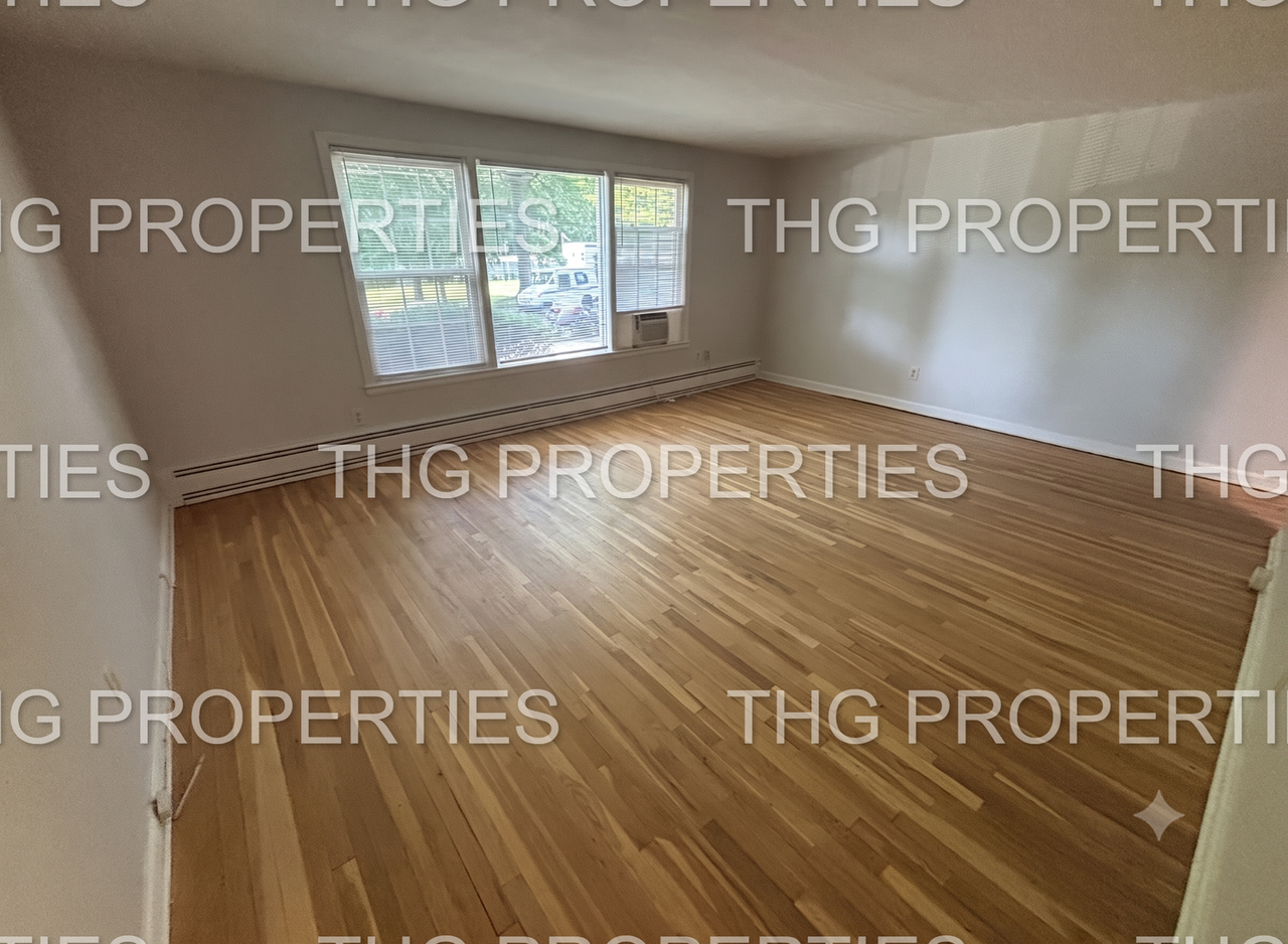 88 Woodland - Photo 5 of 14