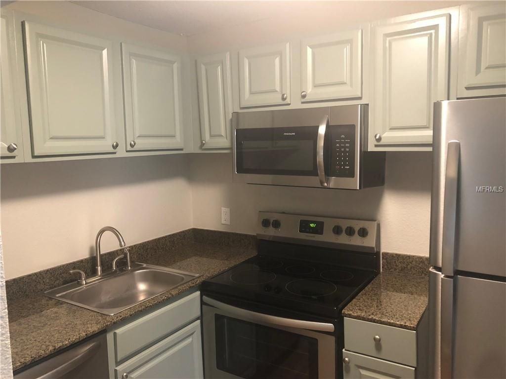 2541 N Alafaya Trl - Photo 4 of 10