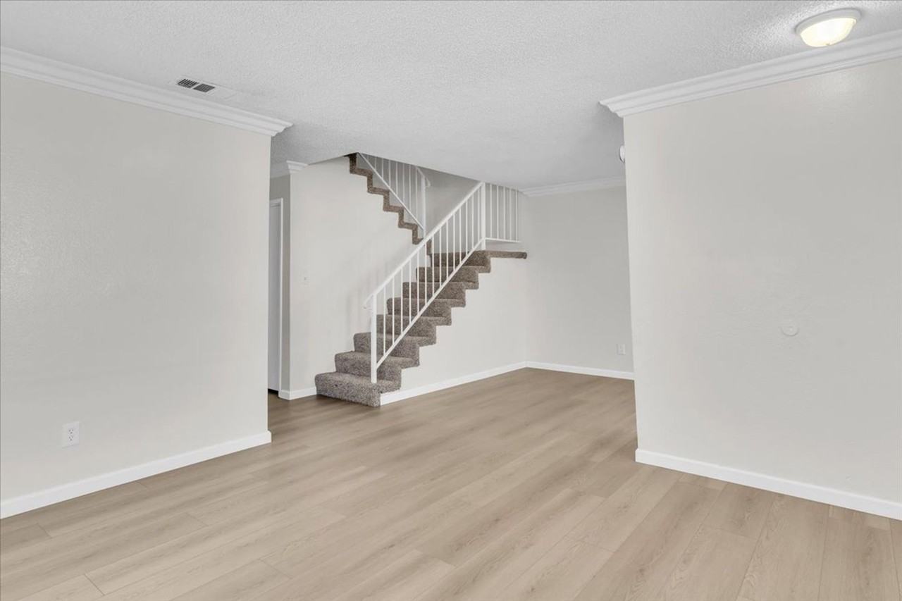 8922 I Ave - Photo 6 of 19