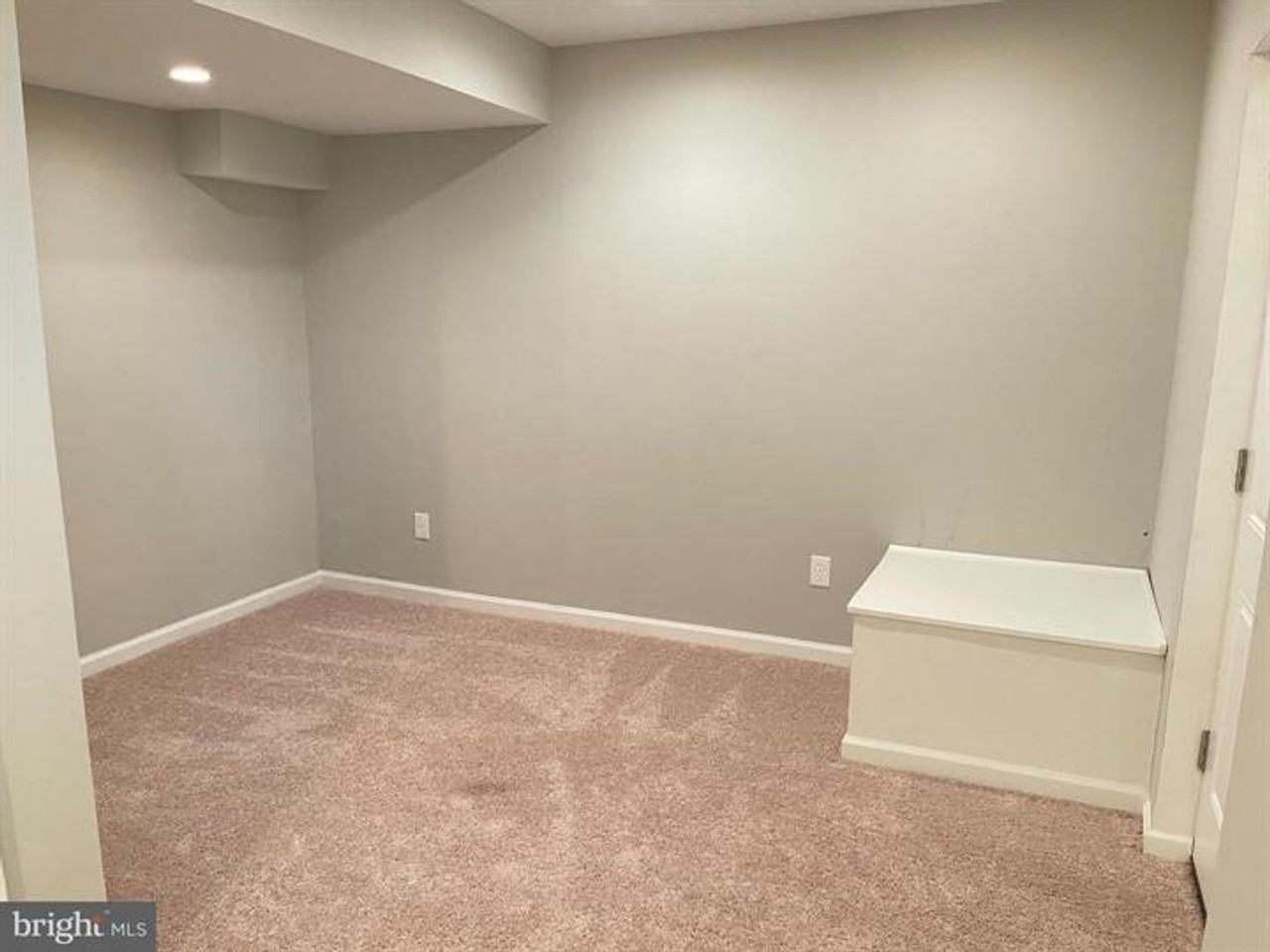 13301 Coldwater Dr - Photo 5 of 16