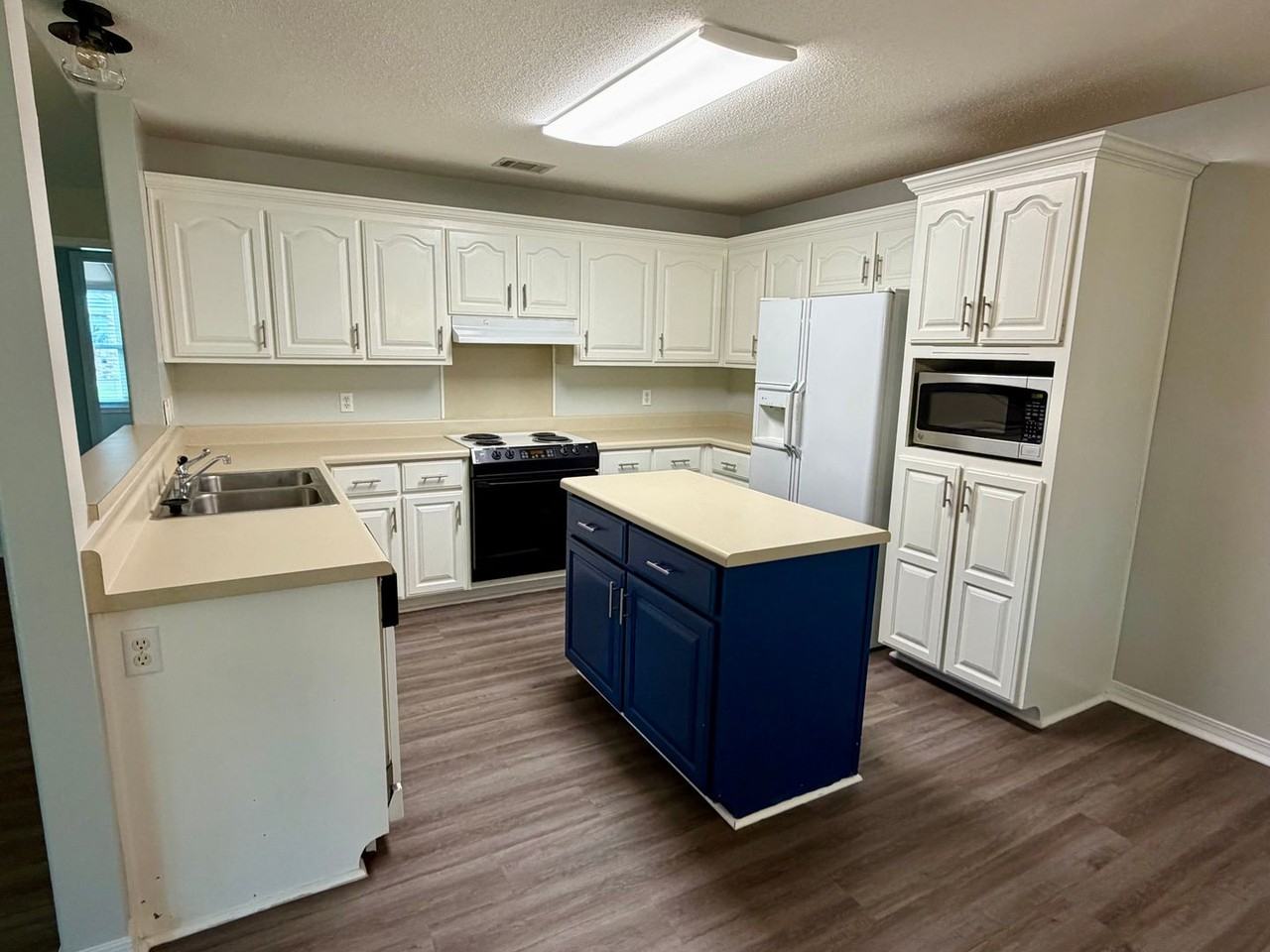 4633 Ridge Pointe Dr - Photo 5 of 16