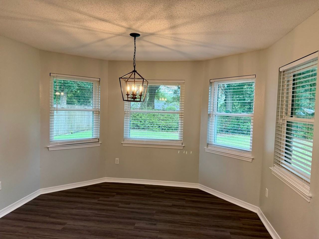 4633 Ridge Pointe Dr - Photo 6 of 16