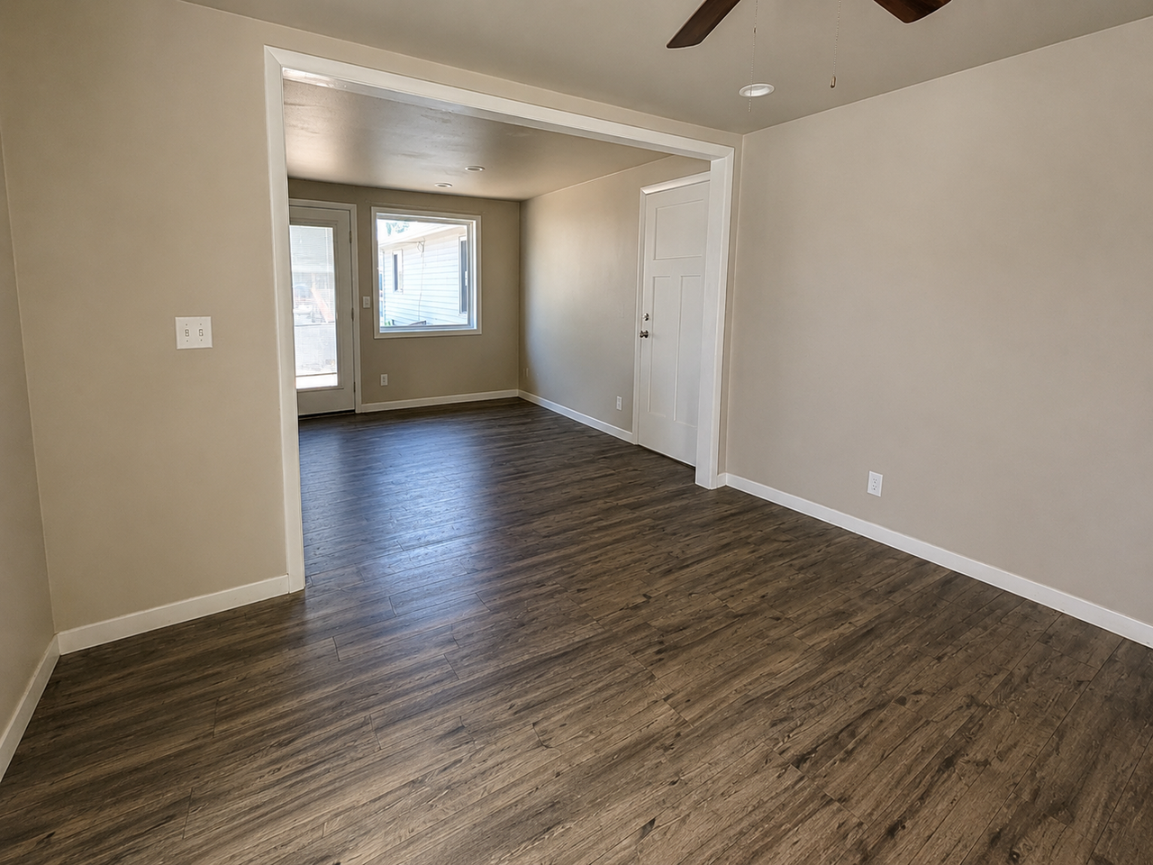 1504 Mayfair Dr - Photo 4 of 4
