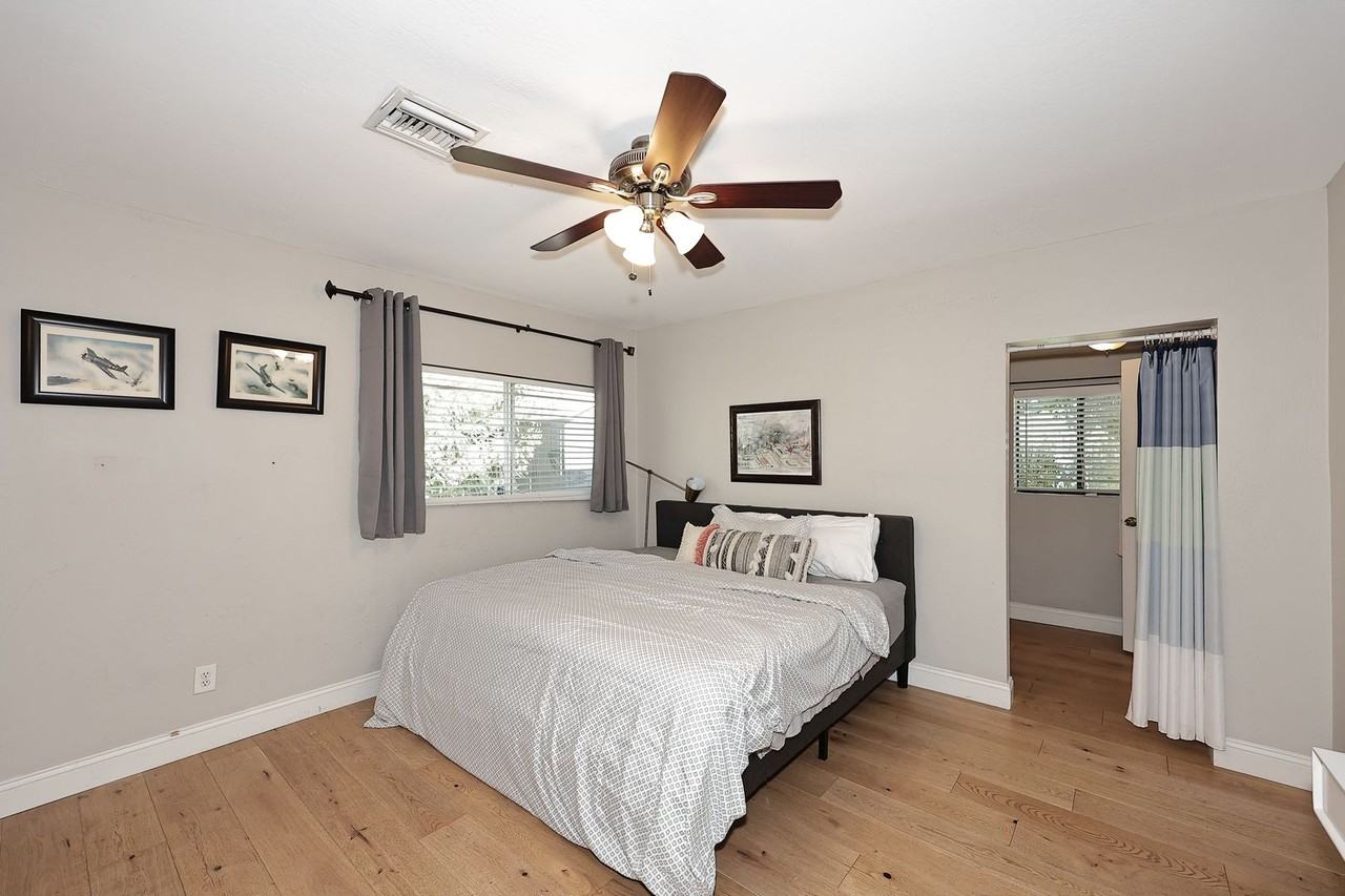 3413 N 16th Dr - Photo 3 of 46