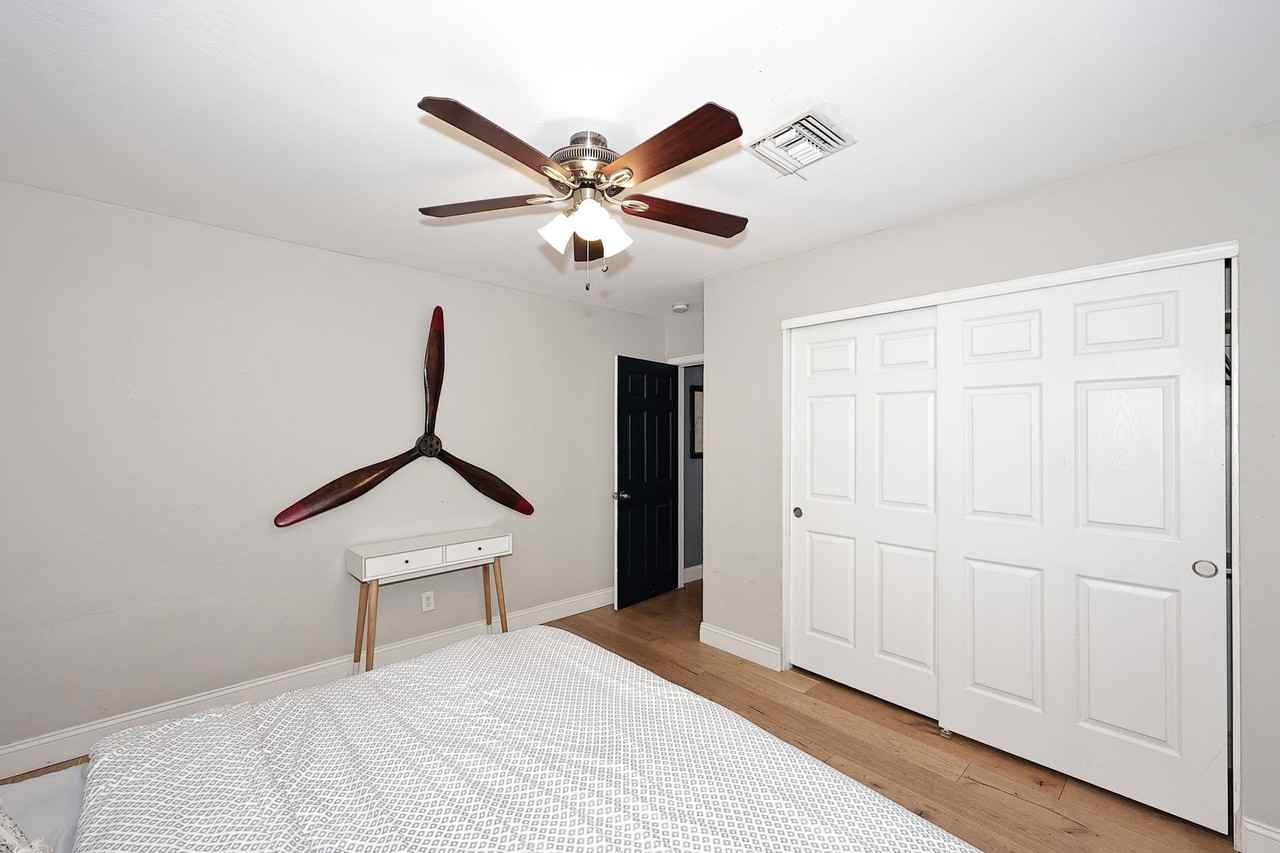 3413 N 16th Dr - Photo 4 of 46