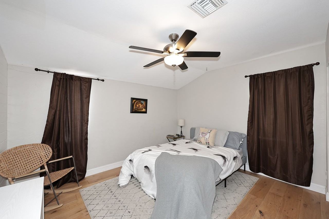3413 N 16th Dr - Photo 5 of 46