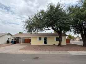 3439 W Peppertree Ln - Photo 1 of 1