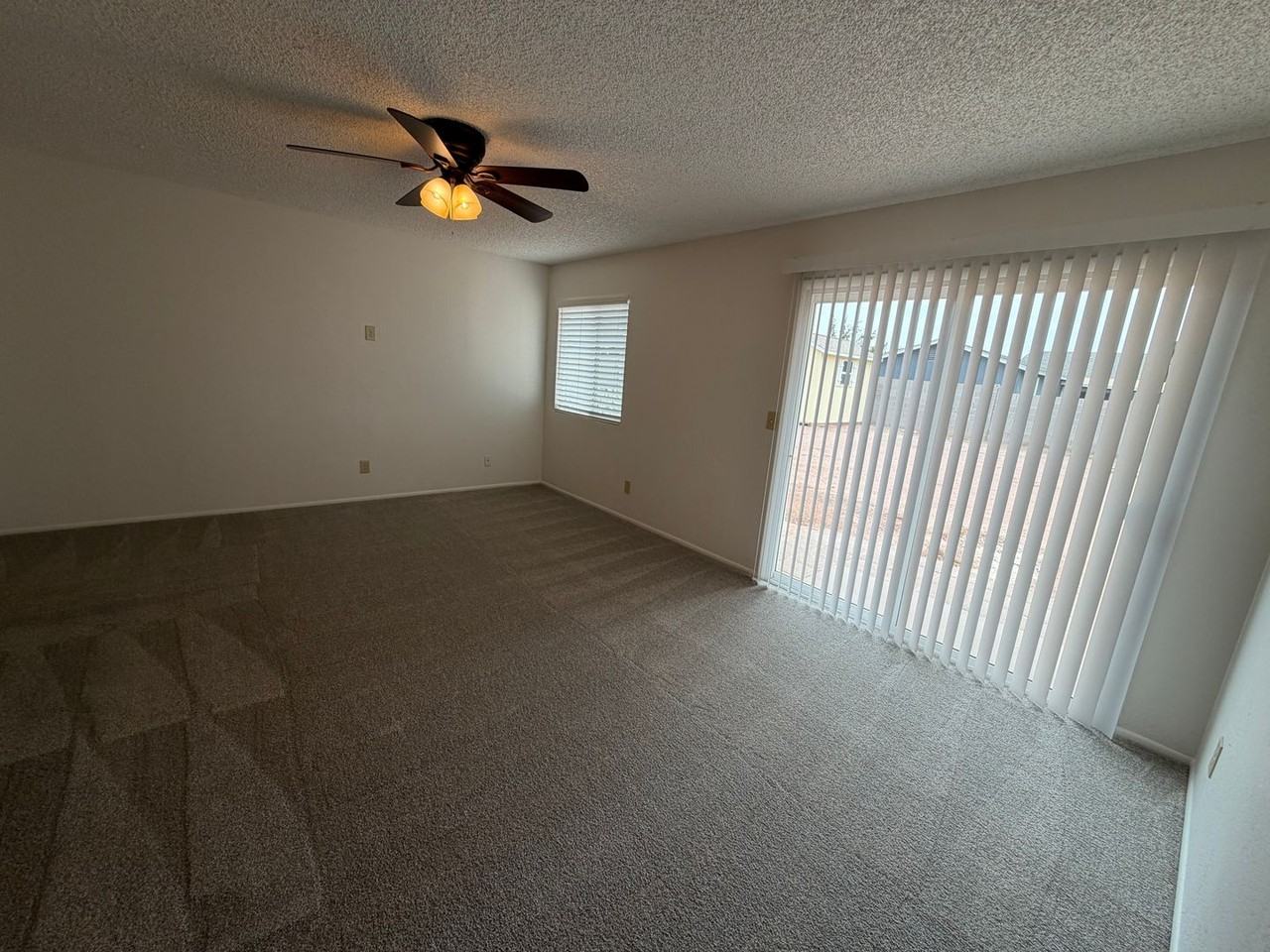 3439 W Peppertree Ln - Photo 3 of 18