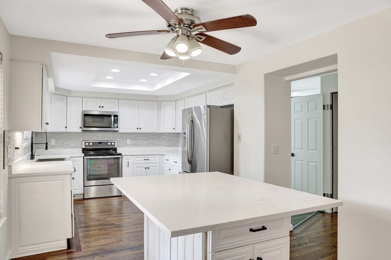 14860 E Wagon Trail Dr - Photo 4 of 31