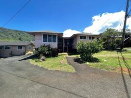 featured image of 2530 Kalihi St