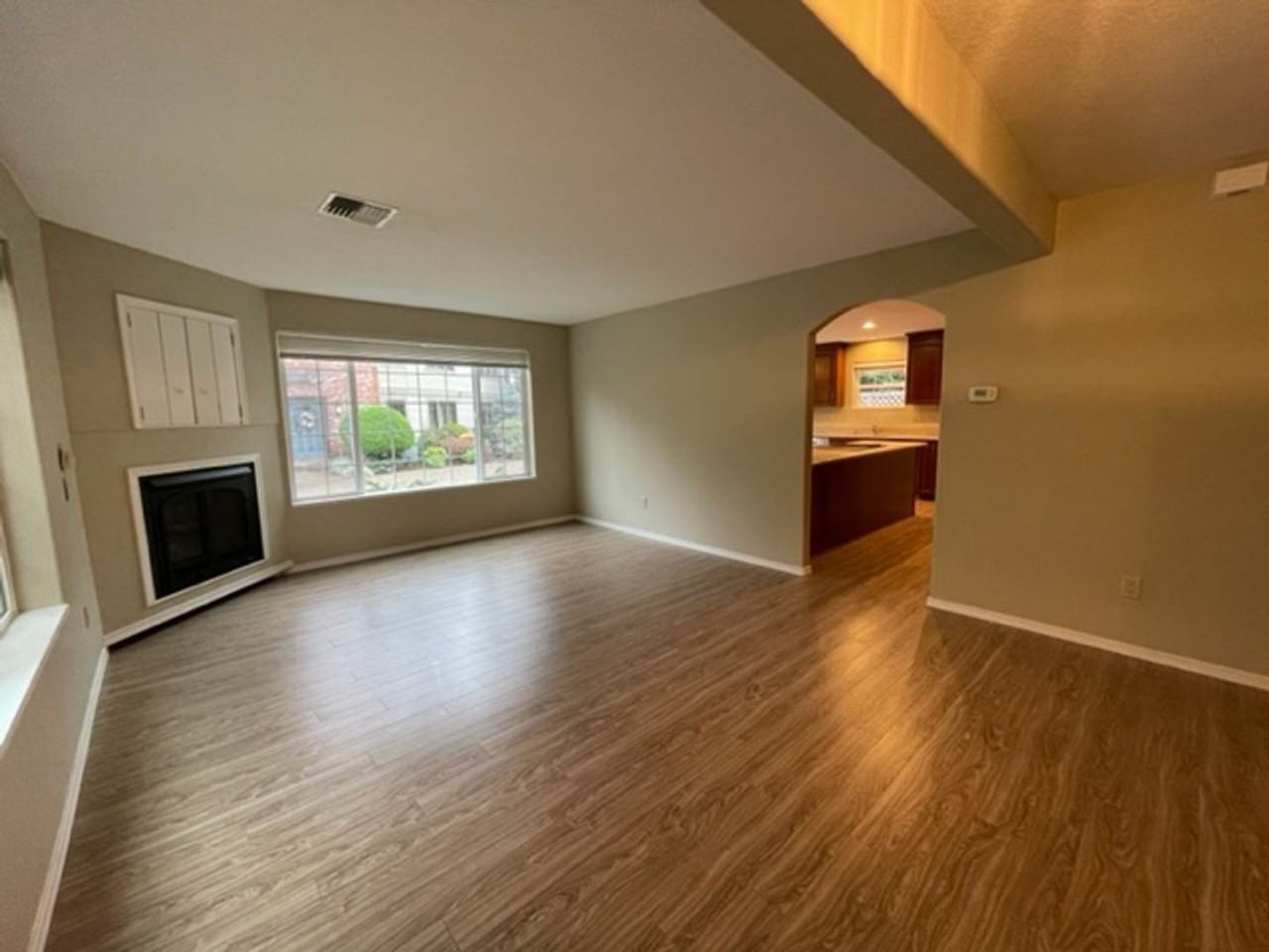 12242 S Breyman Ave - Photo 3 of 16