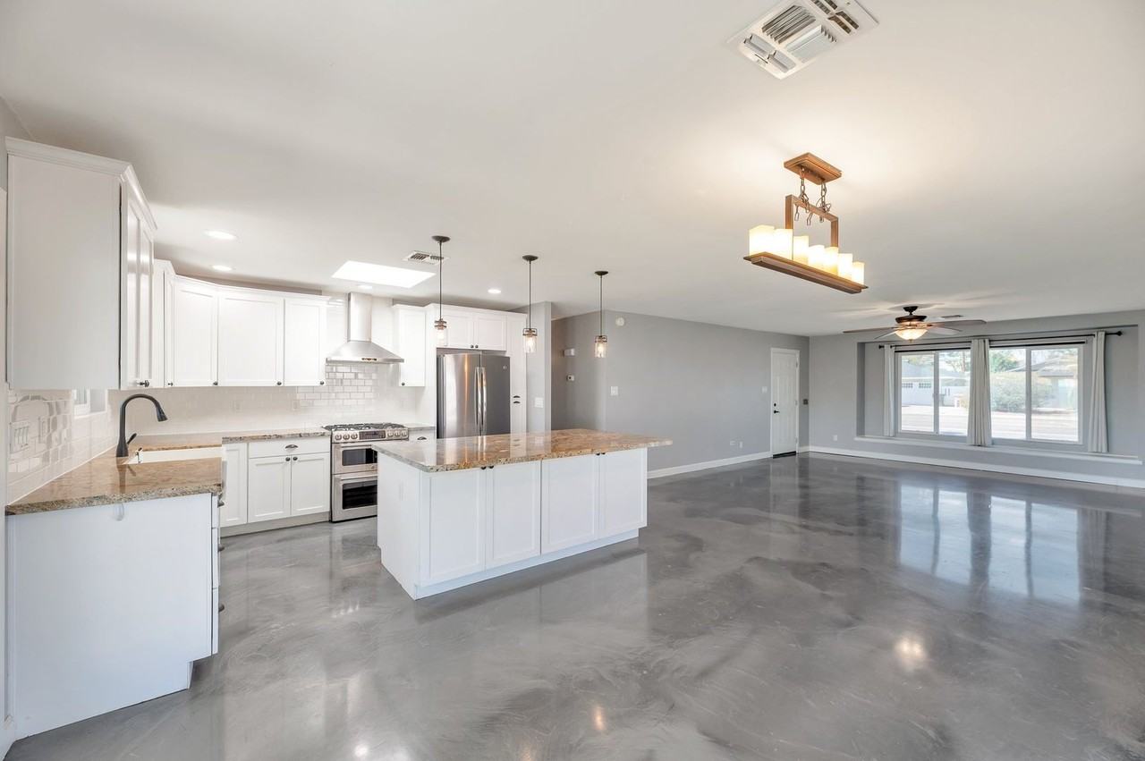 2801 N Granite Reef Rd - Photo 5 of 27