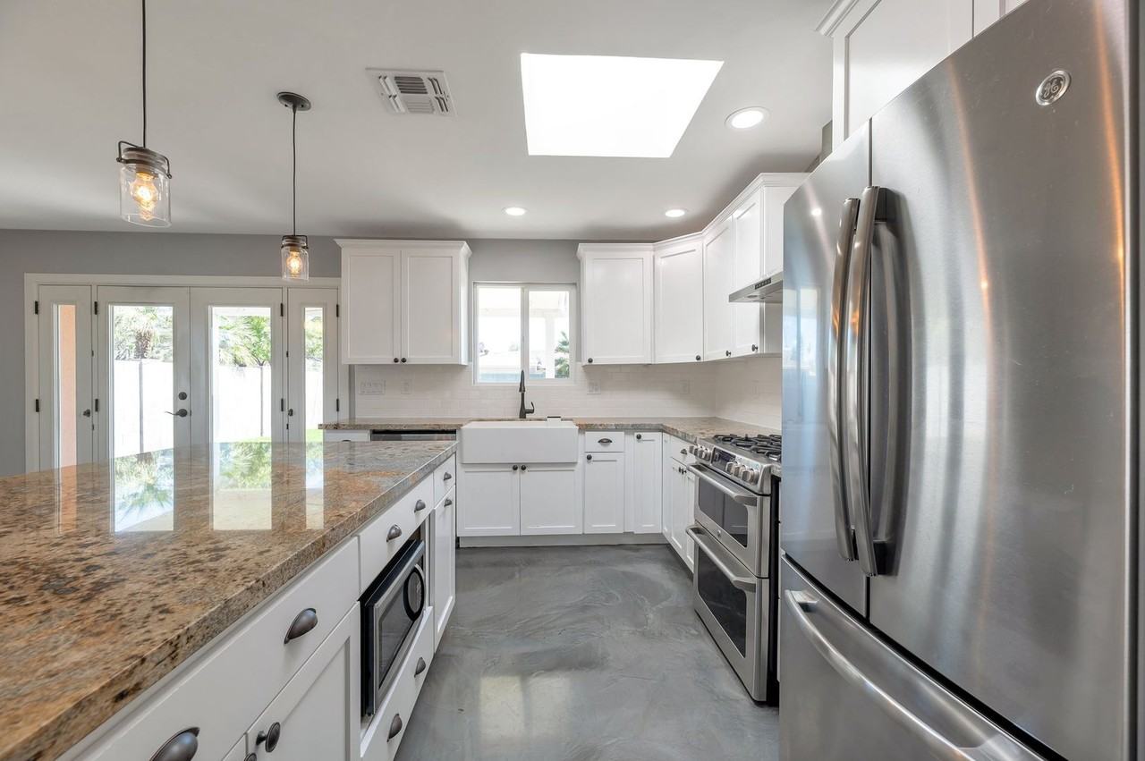2801 N Granite Reef Rd - Photo 7 of 27