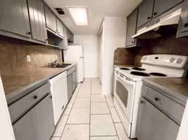 featured image of 8220 Governor Dr Apt B #Apt B