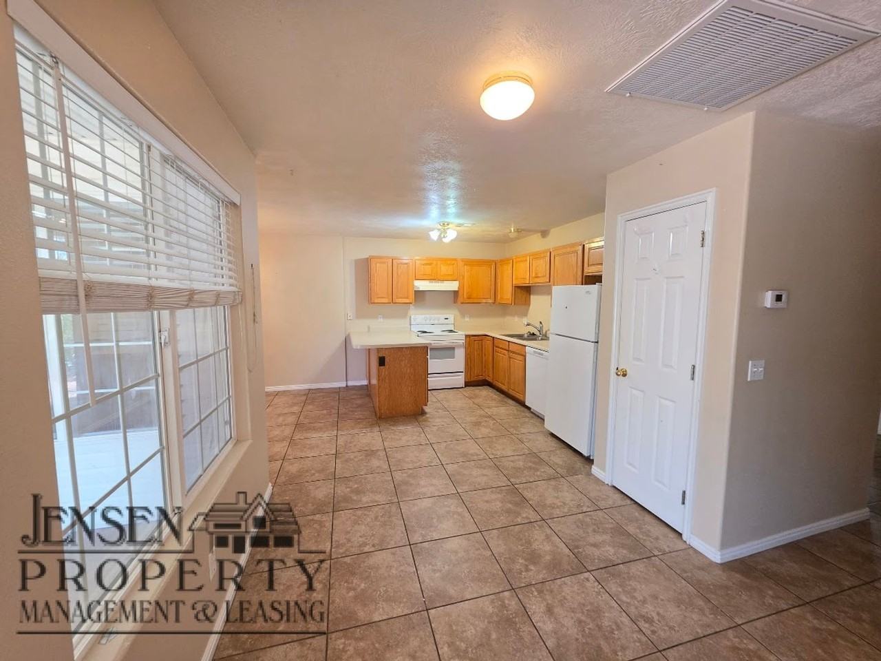 92 E Center St - Photo 7 of 21