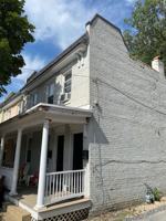 featured image of 14 S Plum St