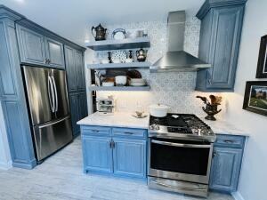 1005 E Baltimore Dr #1 - Photo 4 of 24