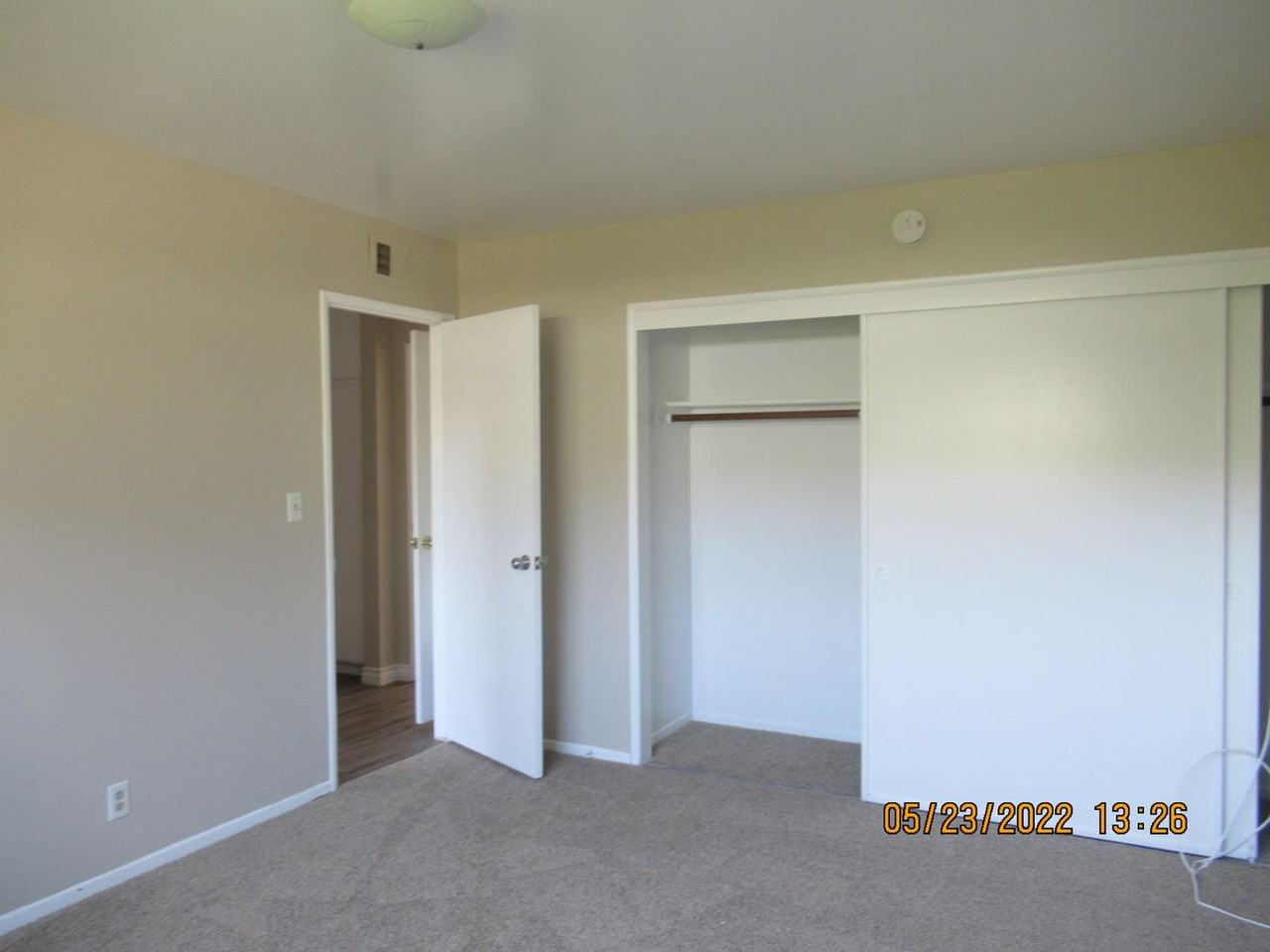 908 E Cypress Ave - Photo 3 of 7