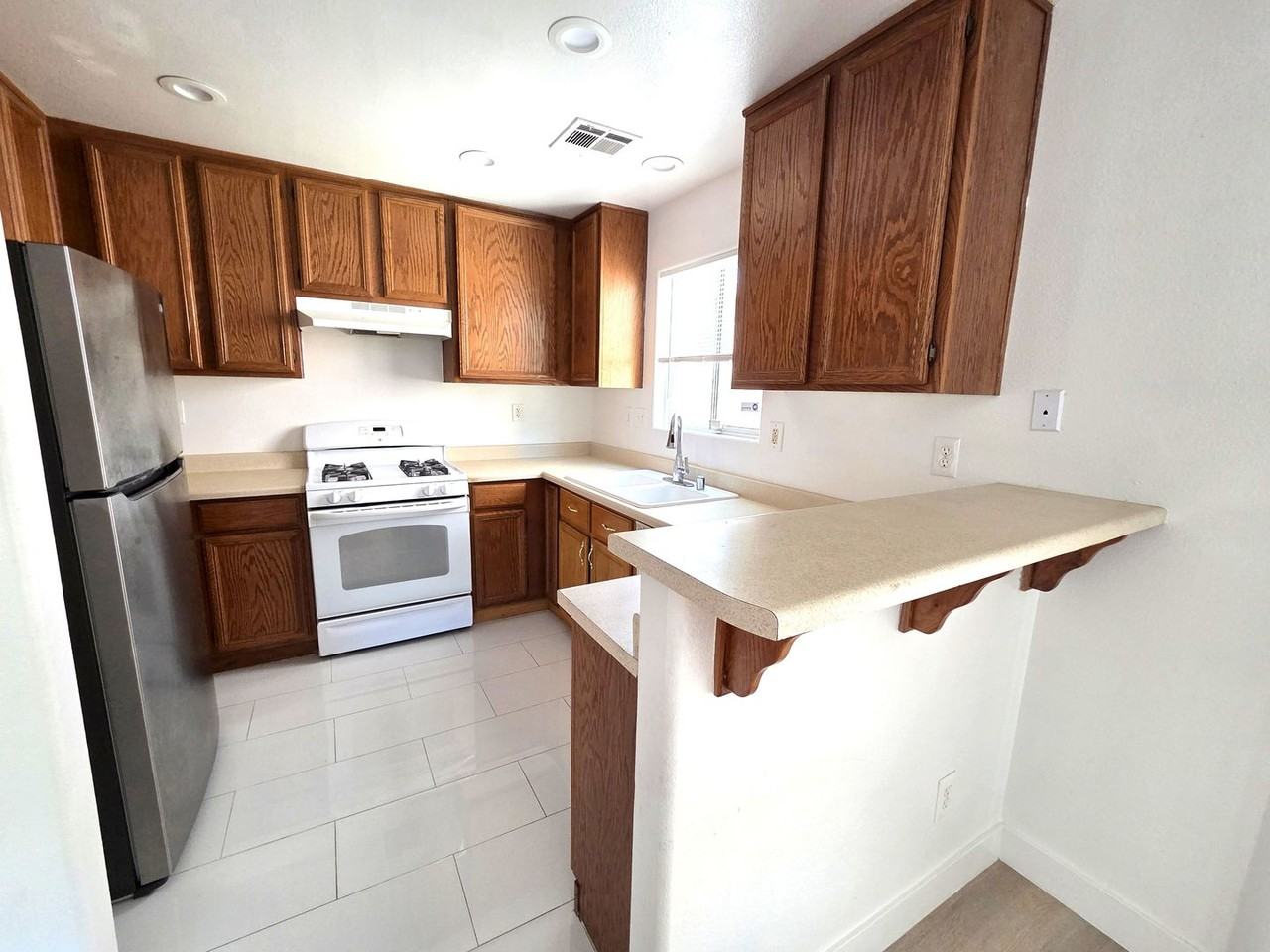 5034 Aesop Ave - Photo 6 of 20