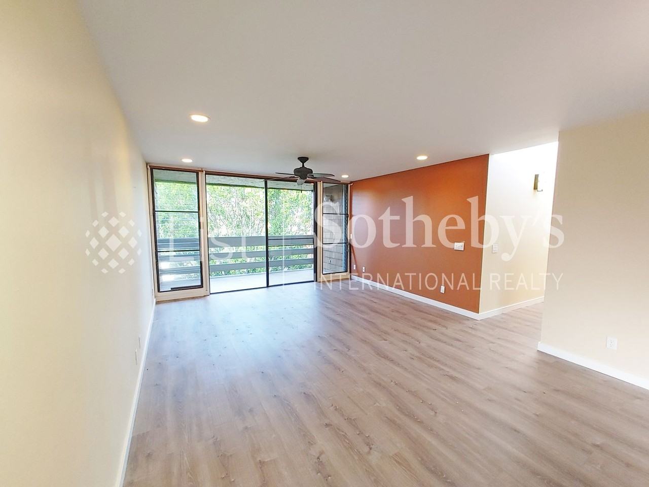 333 Aoloa St #416 - Photo 2 of 26