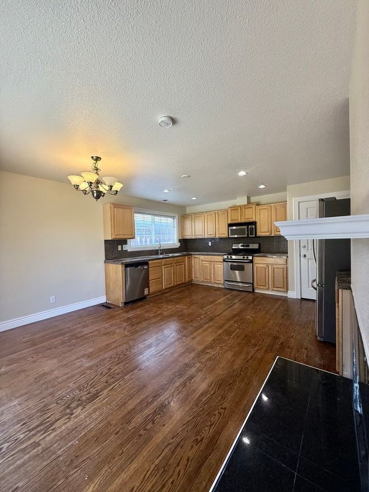 1767 Cardel Way - Photo 2 of 13
