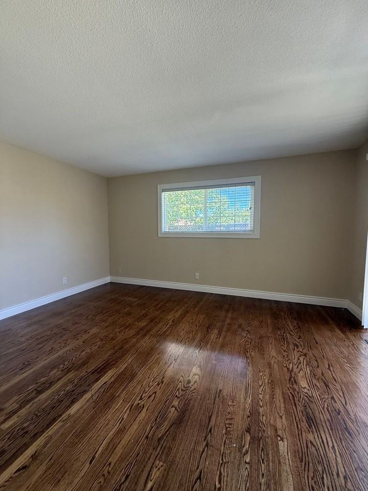 1767 Cardel Way - Photo 4 of 13
