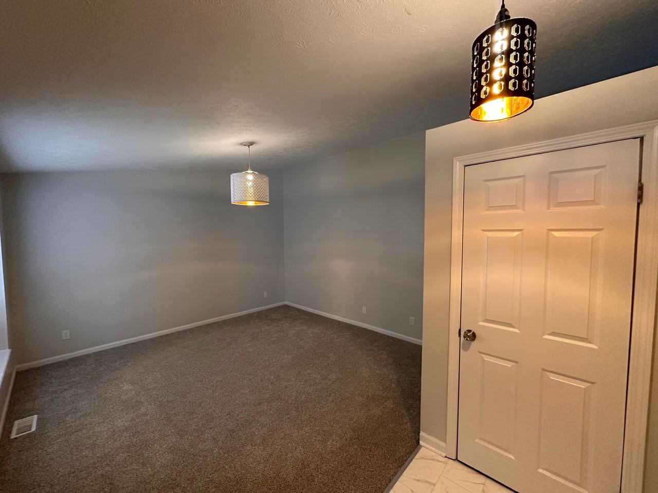 11040 Wismar Dr - Photo 5 of 19