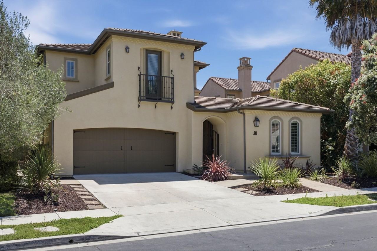 40 Paseo Lerida - Photo 2 of 50
