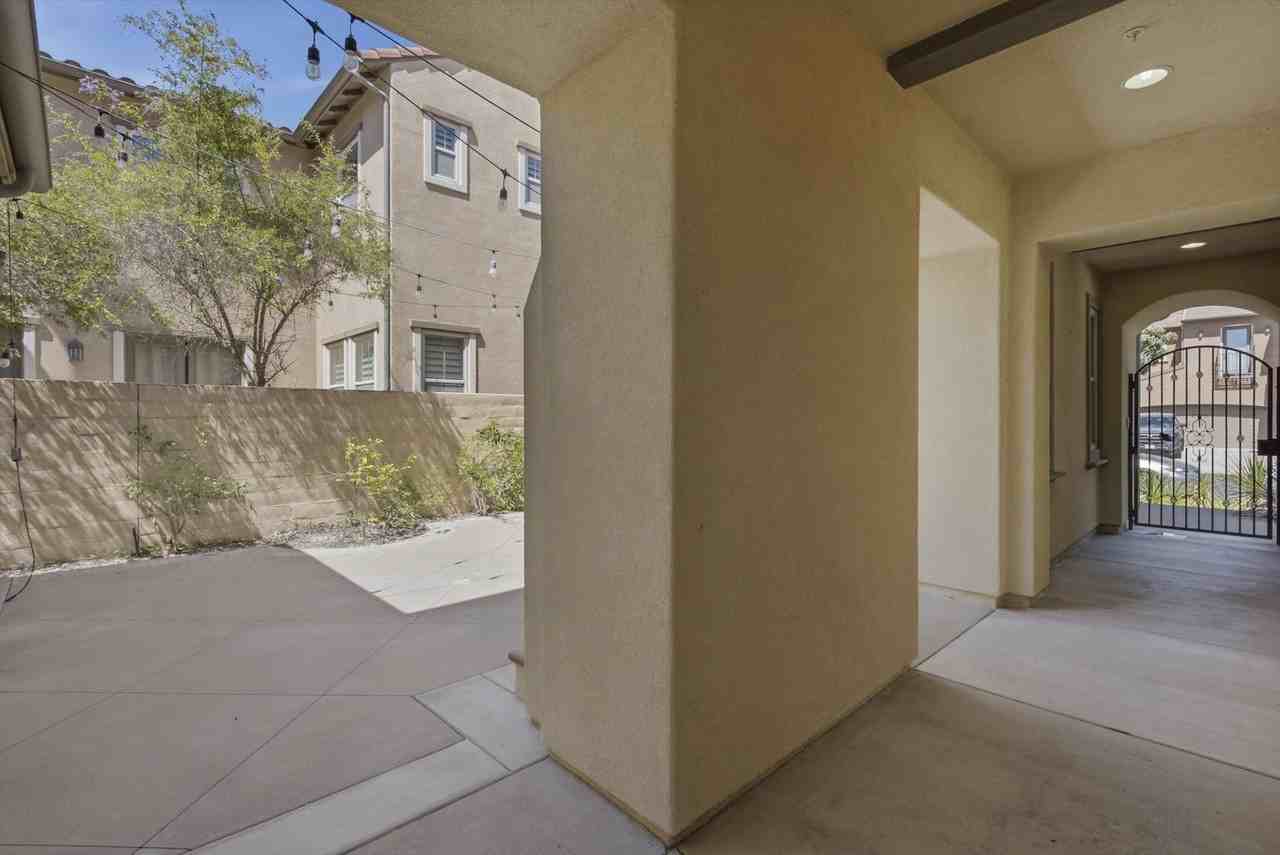 40 Paseo Lerida - Photo 3 of 50