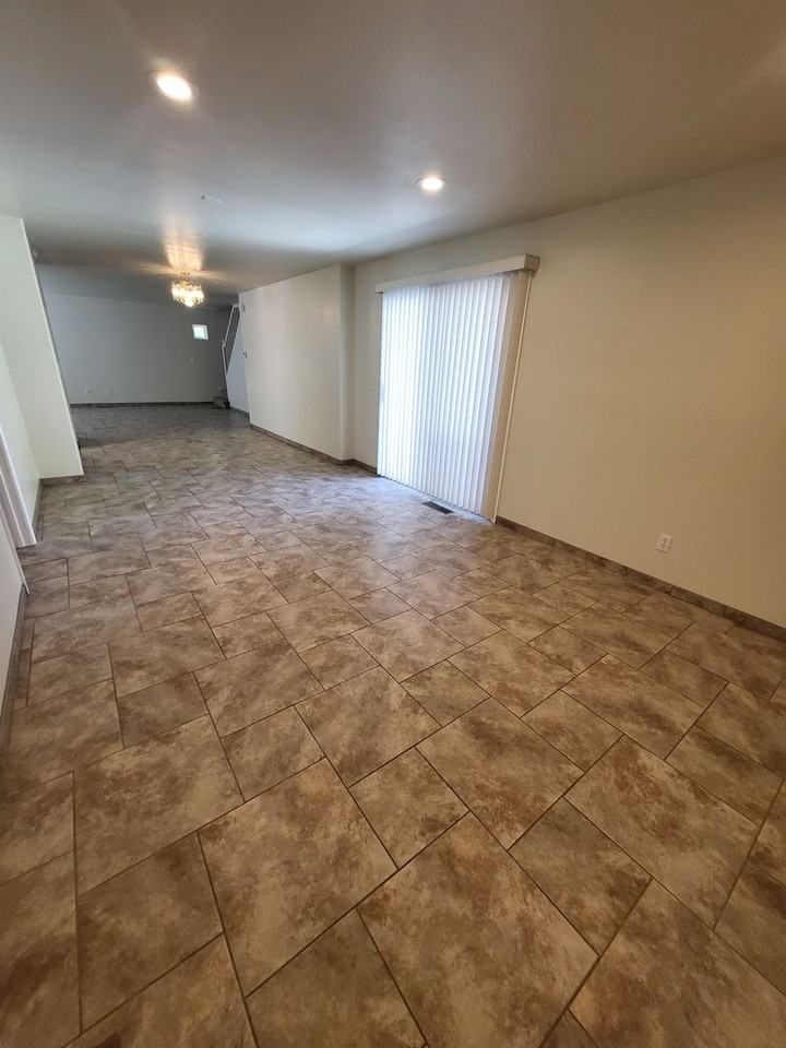 1436 Gregg St - Photo 6 of 18